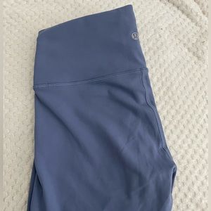 lululemon like new blue nile wunder train 21” size 8